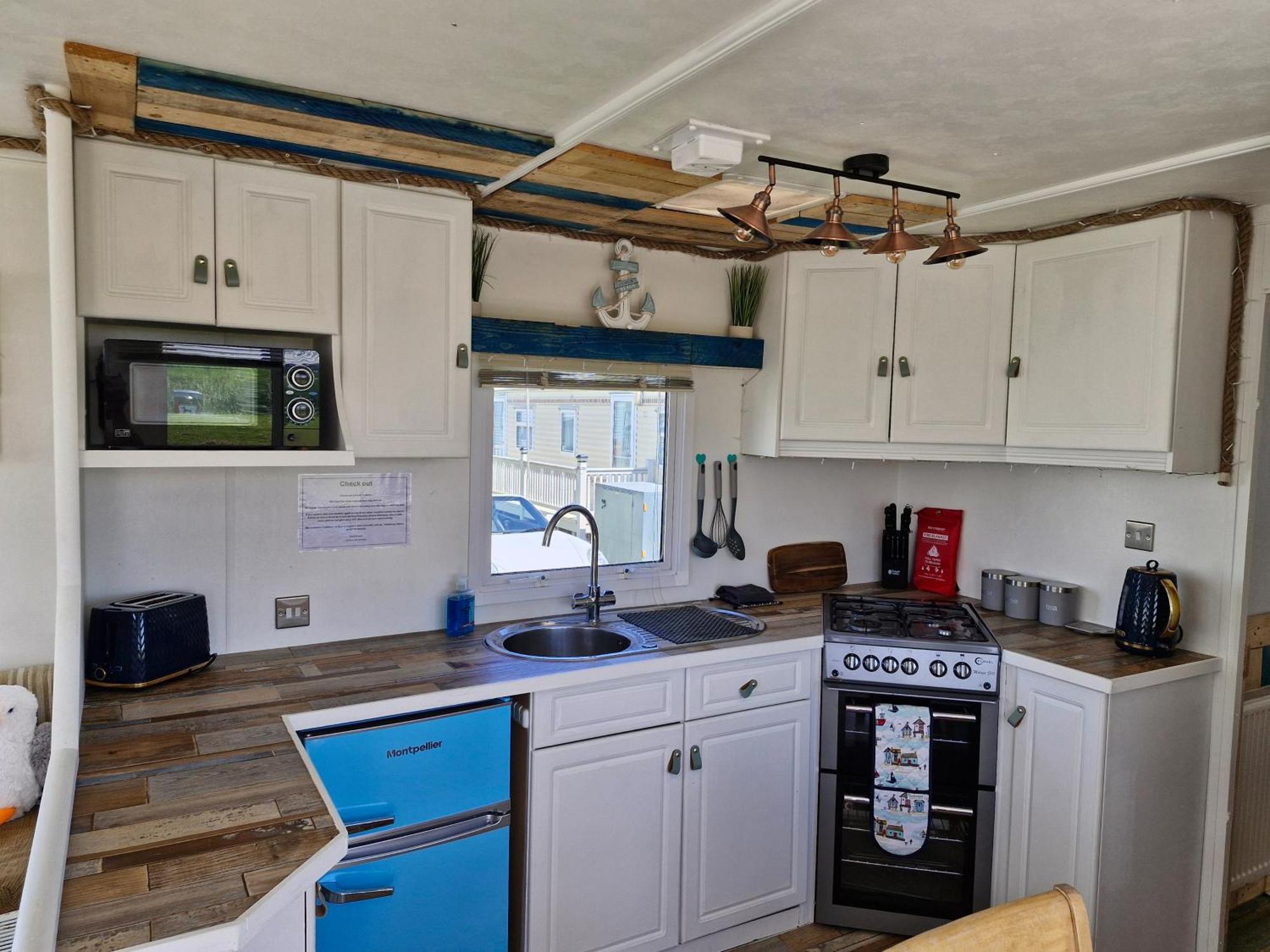 Driftwood Cabin - Dog Friendly Anderby Creek Екстериор снимка